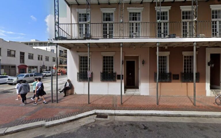 211933 hufft hufft 768x480