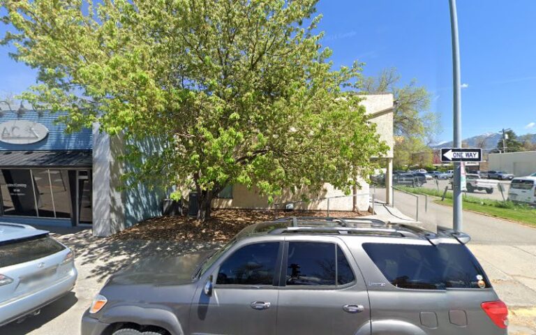 215345 instant tax solutions 768x480