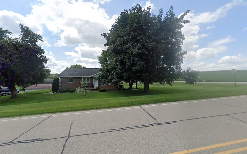 216352 ivan kurt auctioneer realty