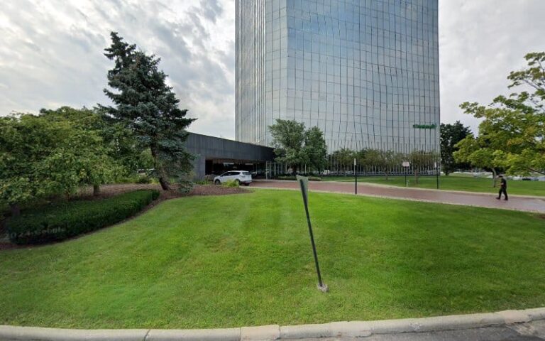 219141 jaffe raitt heuer weiss 768x480