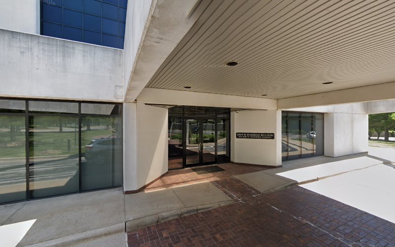 221078 james r cox law office