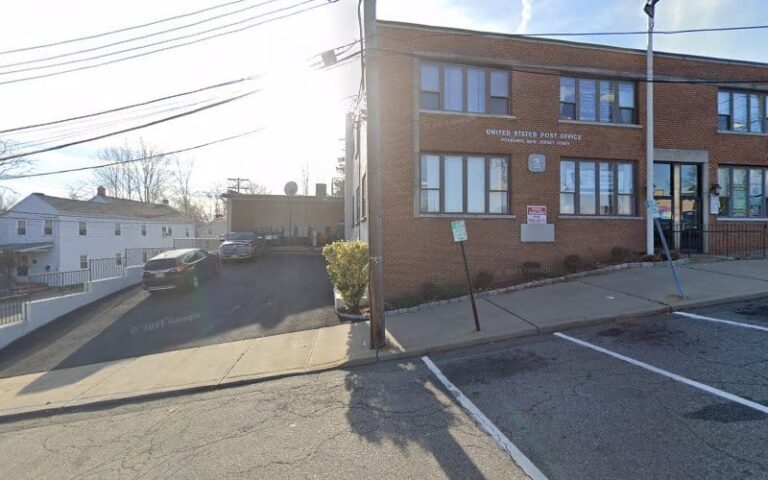 221672 jamie mc mahon law office 768x480