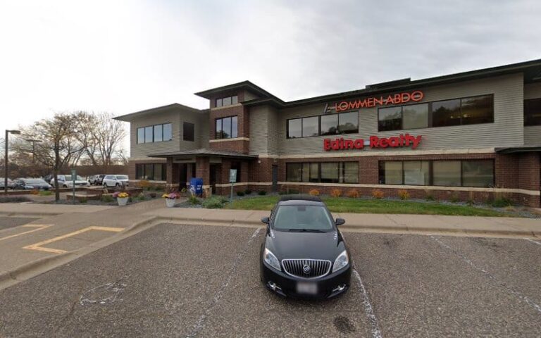 231570 johnson james r 8211 lommen abdo law firm 768x480