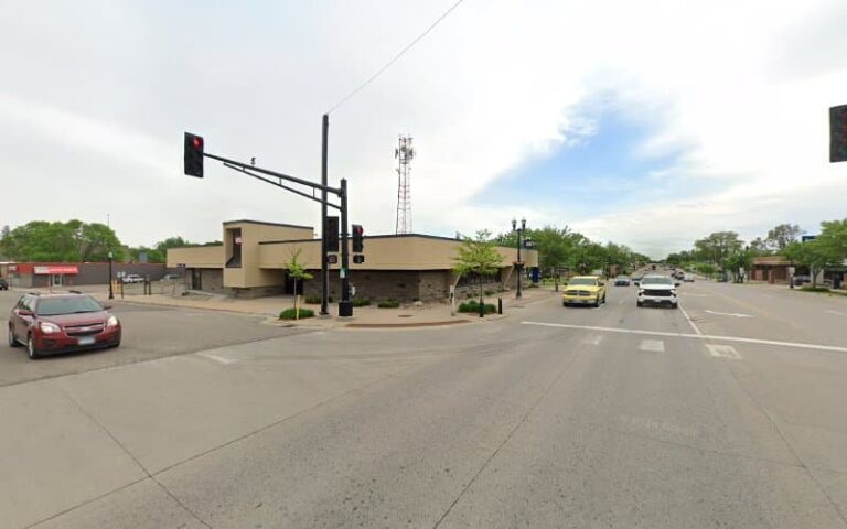 231736 johnston scott t 768x480