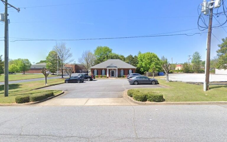 232473 jones hendrix 768x480