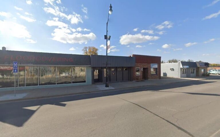 232496 jones kelly 768x480