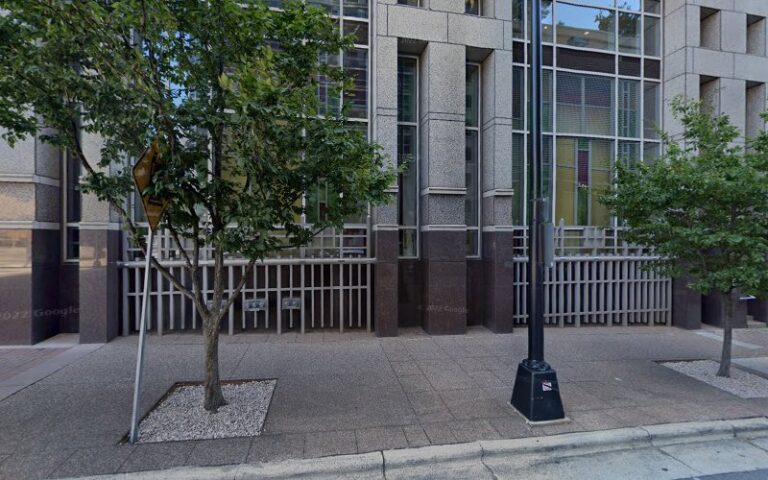 236711 kahn d. hobbs 768x480