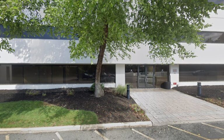 236728 kahn philip 768x480