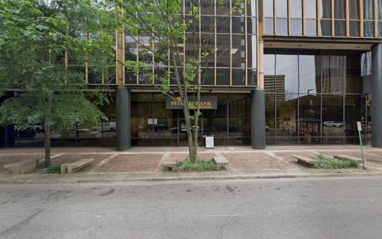 241387 kelly may t 768x480