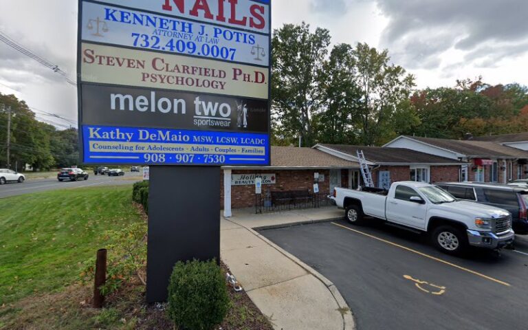242330 kenneth j potis law office 768x480