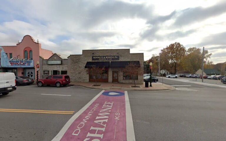 243617 kevin l bennett law offices 768x480