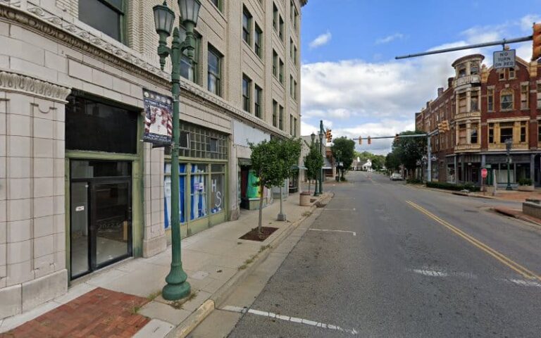 245344 king law office 768x480