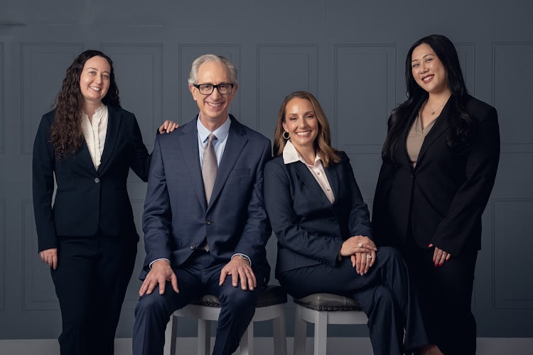 245523 kingsley szamet employment lawyers