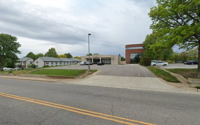 245546 kinkade kerry j 768x480