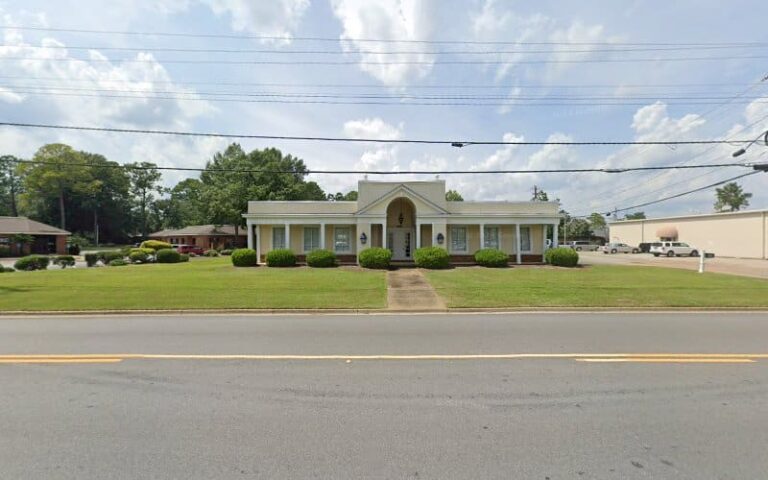 245741 kirbo kirbo 768x480