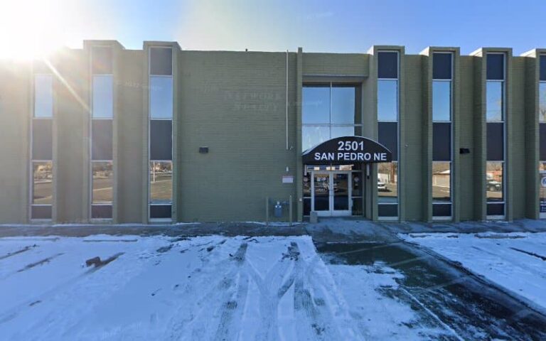 246316 kitson rosado pc 768x480