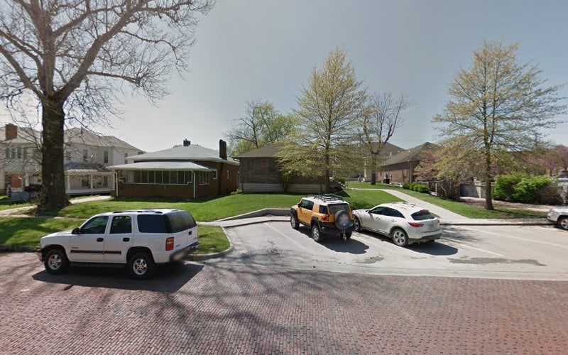 246966 kluin law office