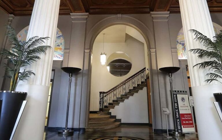 248068 koloko law 768x484