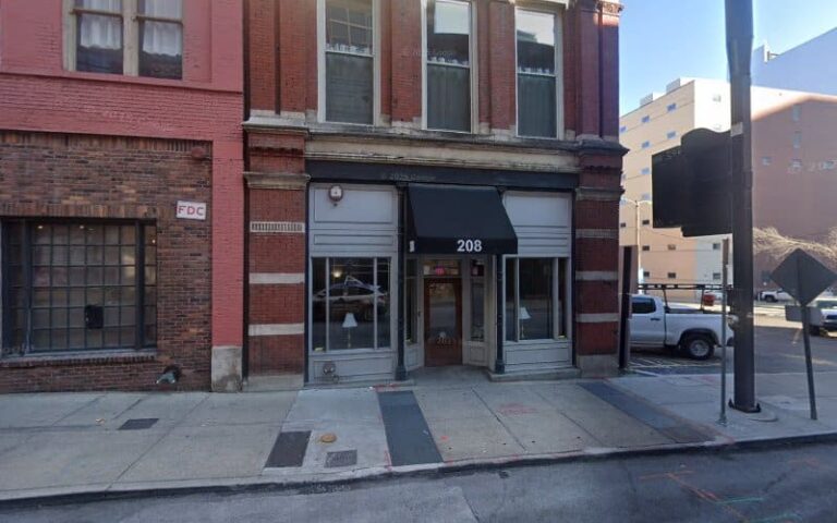 248101 komisar david i 768x480