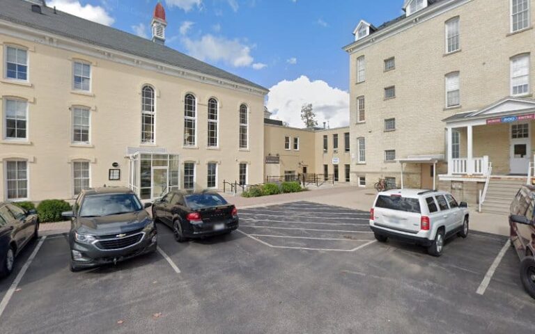 249773 kristyn j houle attorney 768x480