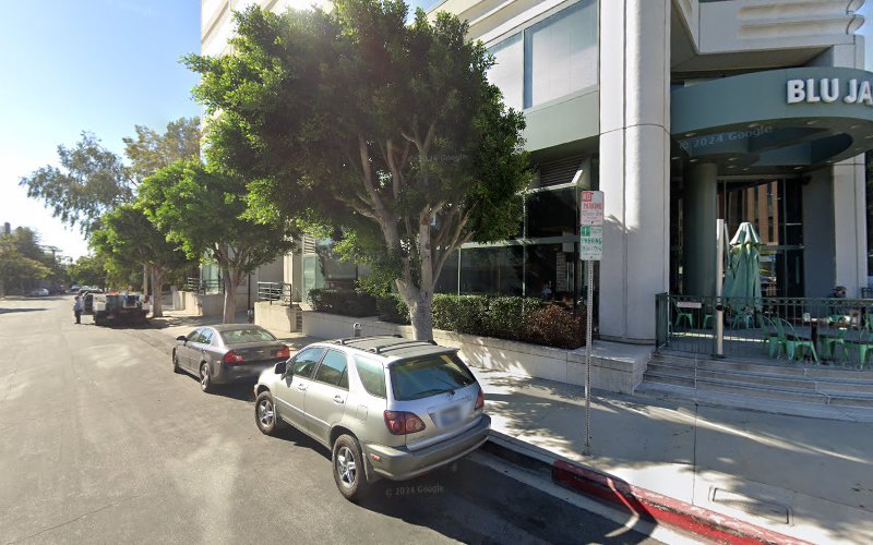 251371 la law firm