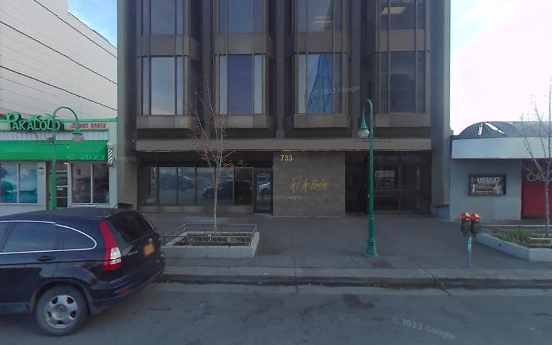 252600 lance c wells law offices