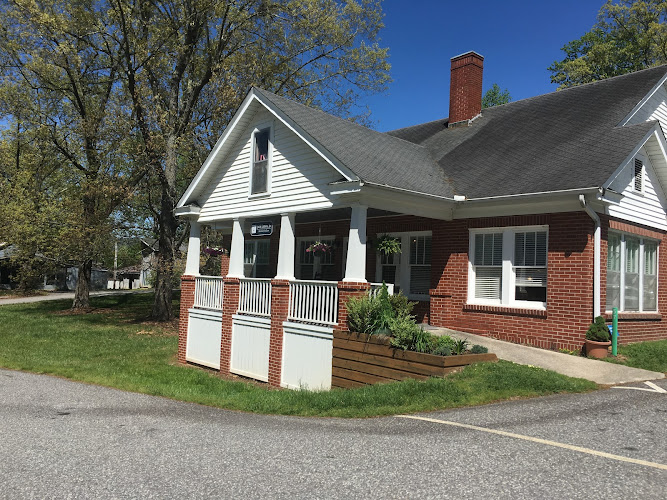 252641 lance law firm pc