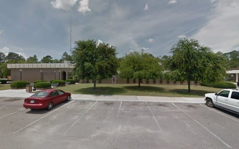 253363 lanier county district atty 768x480