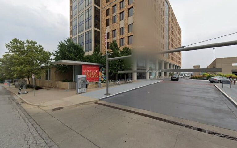 254001 larry mcmullen 768x480