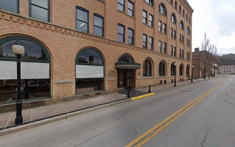 254083 larry w george law offices 768x480