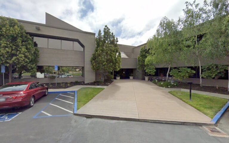 254238 larson vandersloot river 768x480