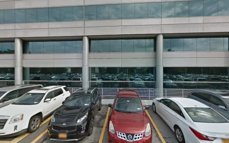 255124 laurie bakhchi esq 768x480