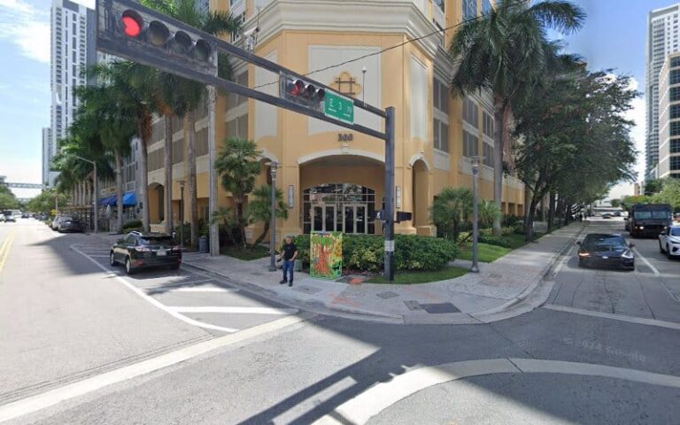 255259 lavender patruno lavender p.a 768x480