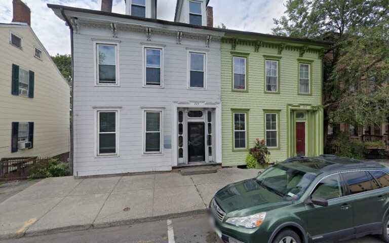 255521 law enforcement employees 768x480