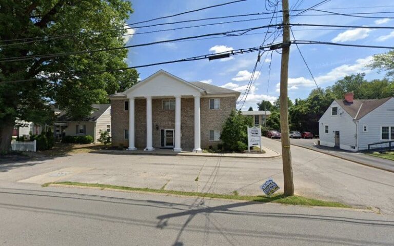 255529 law firm 768x480