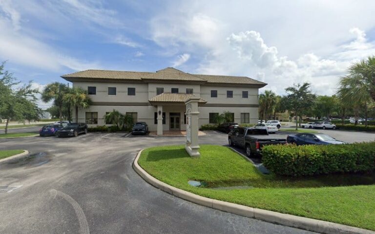 255932 law m3 768x480