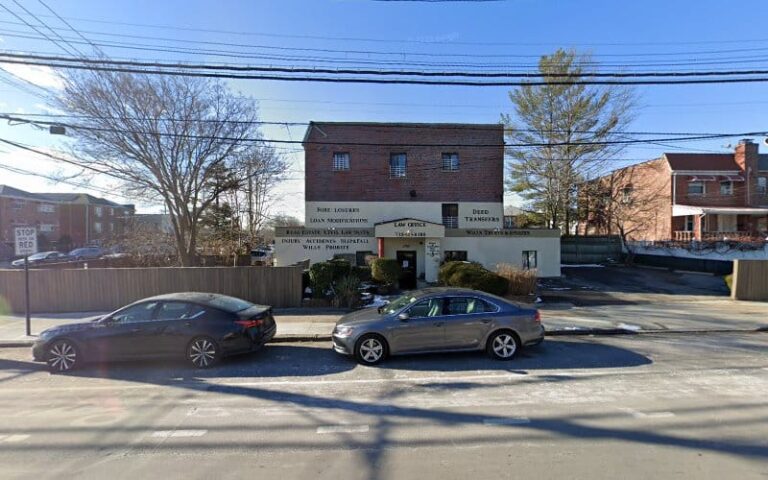 256009 law office 768x480