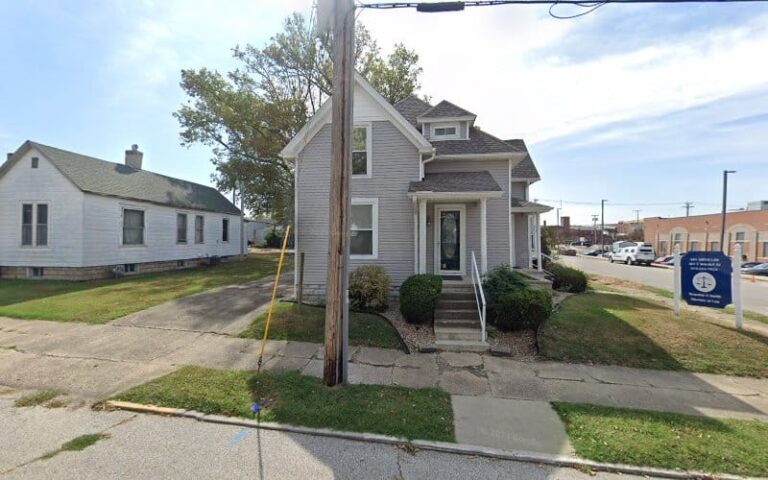 256020 law office 768x480