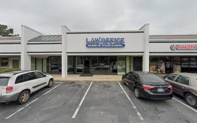 256044 law office 768x480