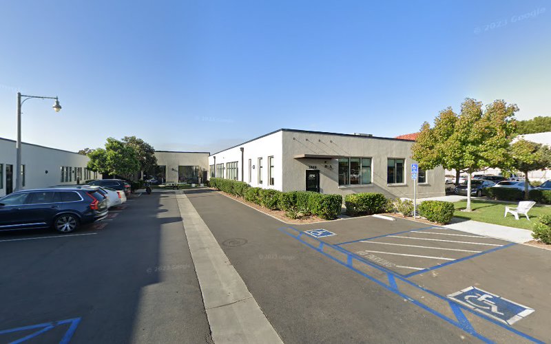 257197 law office of ariela izsak