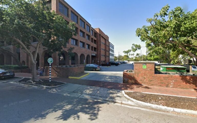 259342 law office of danise ponton p.a 768x480