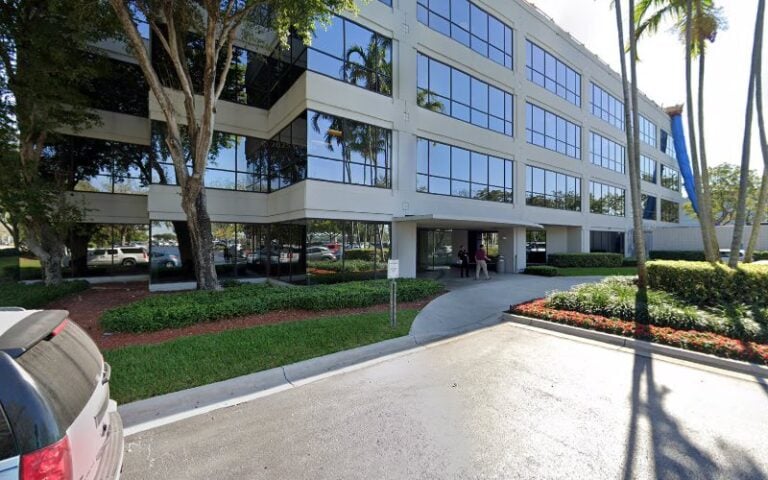 273180 law offices of alfredo j. perez p.a 768x480