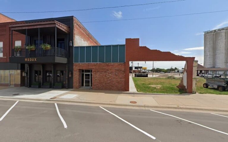 277547 law offices of helvie cowell 768x480