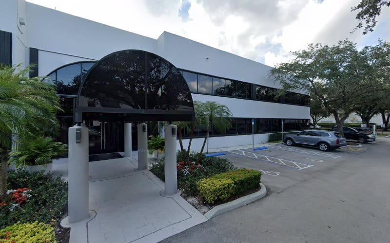 279399 law offices of joseph p. castiglione p.a