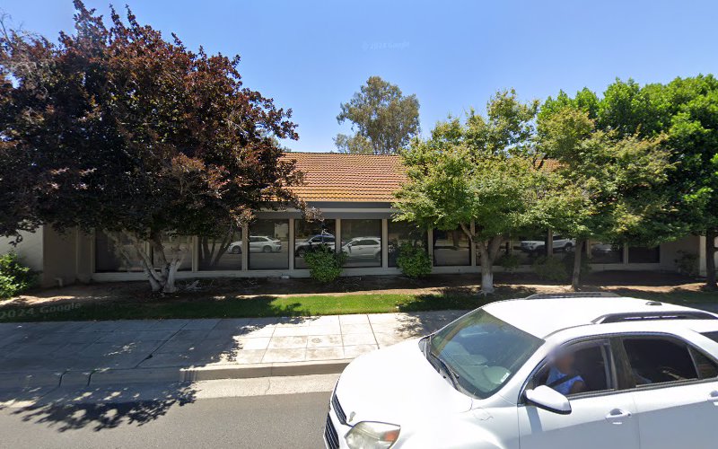 280377 law offices of leslie moore
