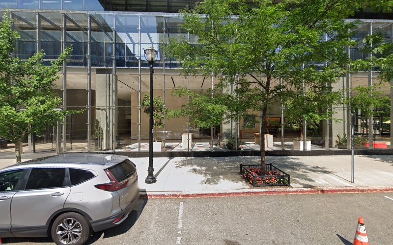 282828 law offices of raymond lo llc