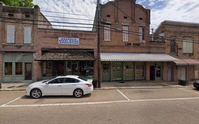 283284 law offices of robert lenoir 768x480