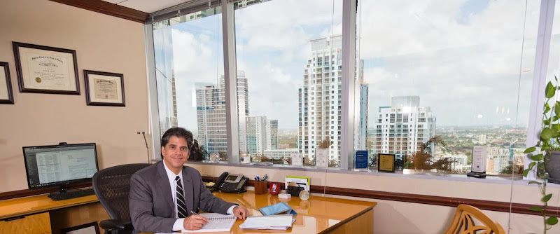 283833 law offices of santiago j. padilla p.a