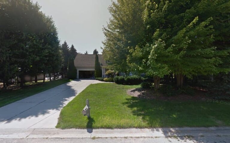 285972 lawcounsel plc 768x480