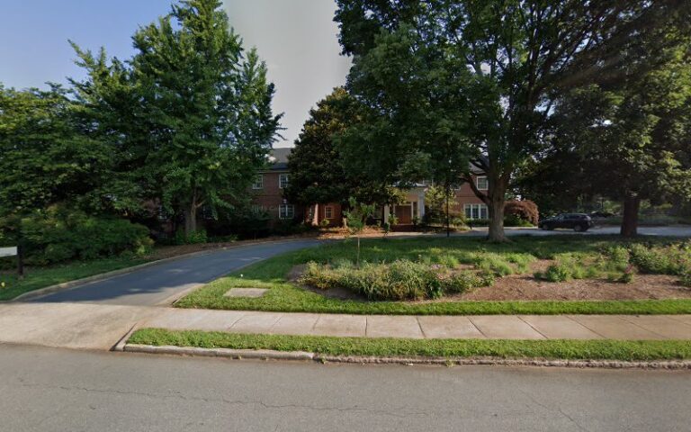 286667 lawyer jeffrey t 768x480